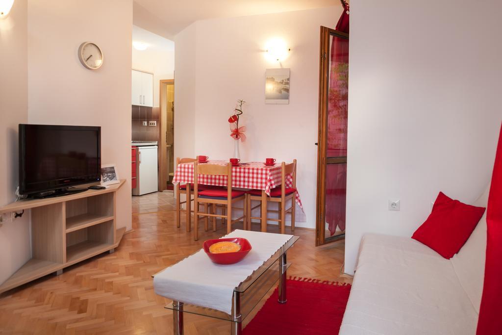 Kornelija 2 Apartment Podgora Cameră foto